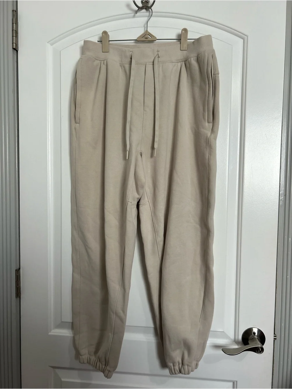Lululemon Utilitech Pull-On Relaxed-Fit  Jogger Pant Size M Lounge Athleisure